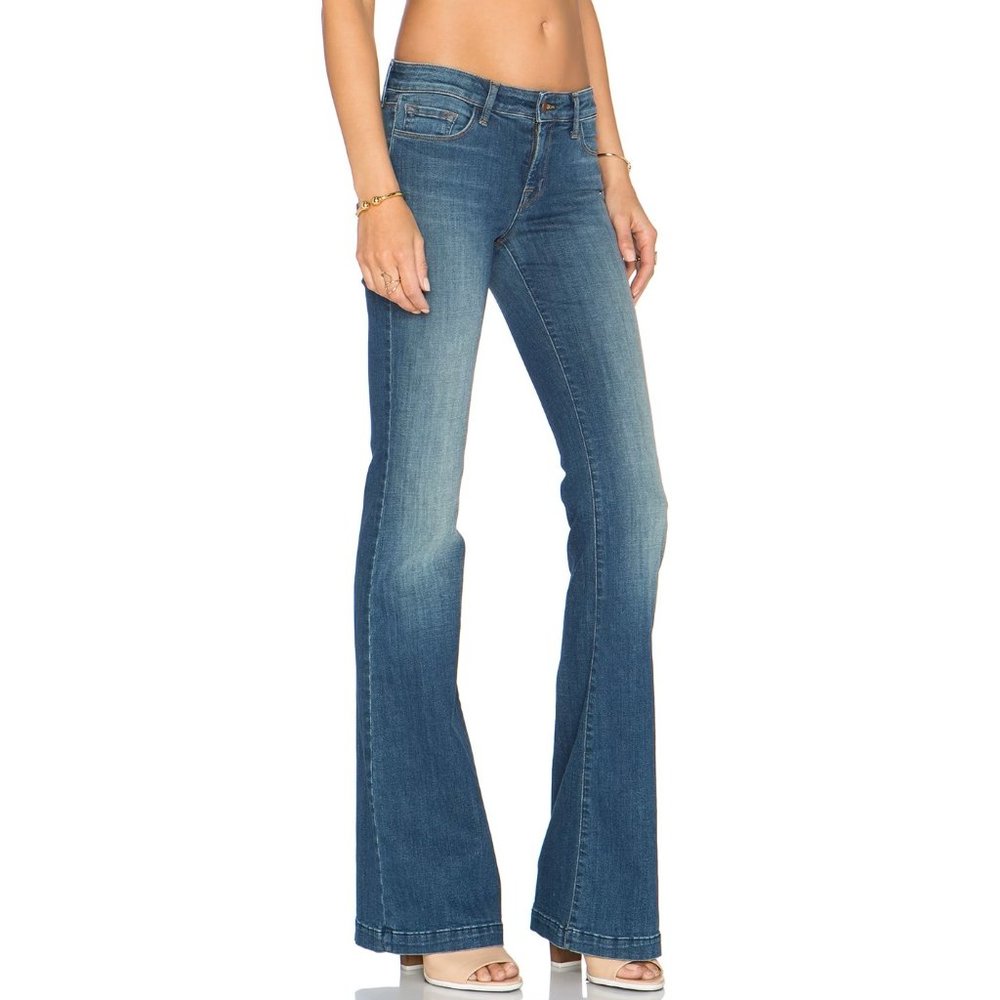 J Brand Another Love Story Bootcut Jeans in Ingenue Size 24